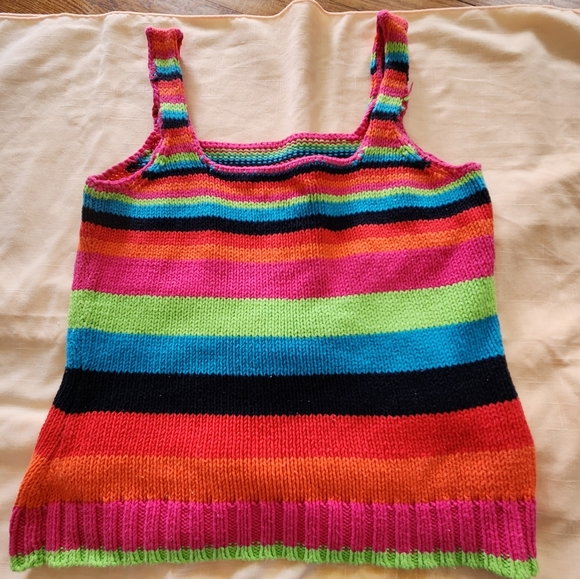 Cute Crocheted Tommy tank - Picture 1 of 5